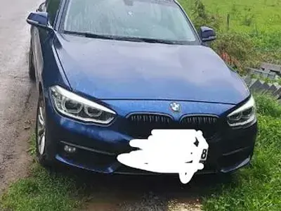 Gebraucht BMW 116 Sport Line 109 PS (80 kW) 2016 Blau Kleinwagen
