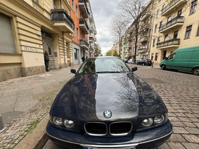 gebraucht BMW 523 i individuell Nichtraucherfahrzeug?
