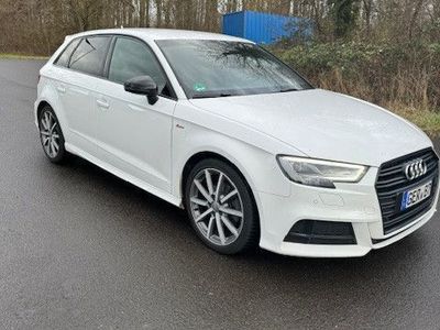 gebraucht Audi A3 Sportback 1.5 TFSI S tronic/S-Line/