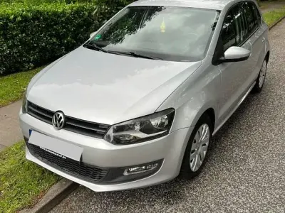 Gebraucht VW Polo Team 86 PS (63 kW) 2010 Silber Kleinwagen