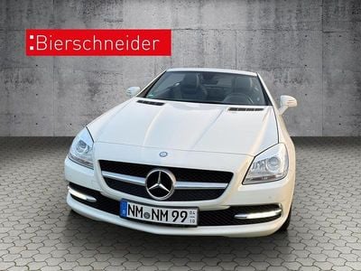 Gebraucht Mercedes SLK200 184 PS (135 kW) 2012 Weiss Cabrio