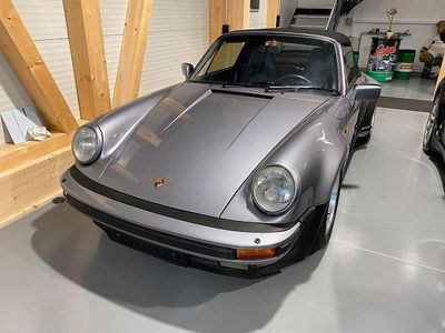 Usata Porsche 911 Carrera Cabriolet 207 CV (152 kW) 1987 Grigio Cabrio