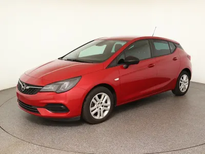 Gebraucht Opel Astra Edition 131 PS (96 kW) 2021 Rot Limousine