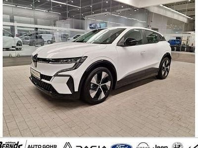 Arktisweiß (369) Gebraucht 2023 Renault Megane E-Tech Equilibre Limousine | 17.880 € (Superpreis)