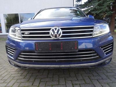 Gebraucht VW Touareg R-line 262 PS (192 kW) 2016 Blau SUV