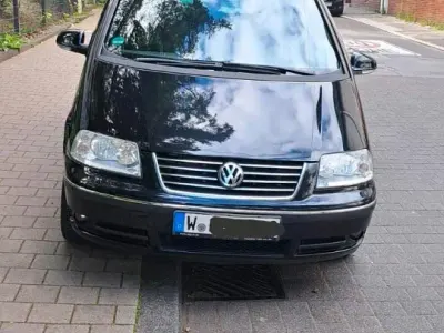 Gebraucht VW Sharan United 140 PS (102 kW) 2009 Schwarz Van / Kleinbus