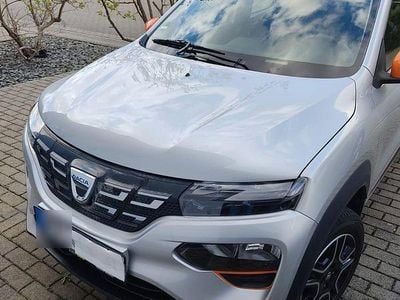 Second-hand Dacia Spring Comfort Plus 74 kW (101 CP) 2022 Argintiu Hatchback