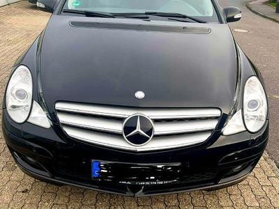 Mercedes R320