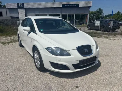 Gebraucht Seat Leon Stylance 125 PS (91 kW) 2009 Weiß Kleinwagen