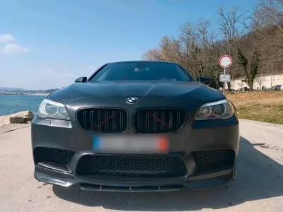 Gebraucht BMW M5 560 PS (411 kW) 2012 Rot Limousine