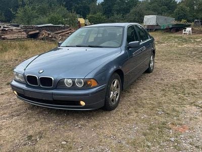 BMW 525