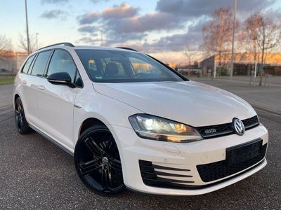 VW Golf VII