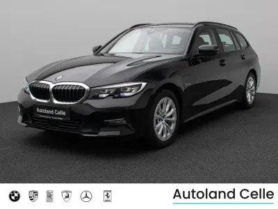 Gebraucht BMW 330e Advantage 292 PS (214 kW) 2021 Schwarz ii668schwarz, schwarz Limousine