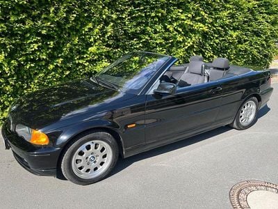 Gebraucht BMW 320 Cabriolet 170 PS (125 kW) 2001 Schwarz Cabrio