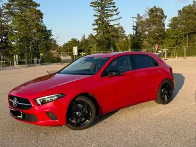 Gebraucht Mercedes A250 224 PS (164 kW) 2018 Rot Limousine