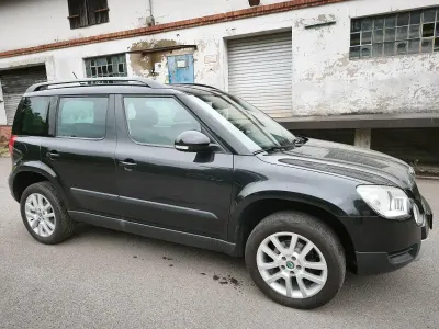 Gebraucht Skoda Yeti Active 122 PS (89 kW) 2012 Schwarz SUV
