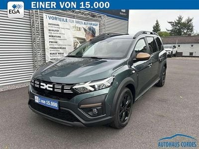 Gebraucht Dacia Jogger Extreme 101 PS (74 kW) 2024 Grün Van / Kleinbus
