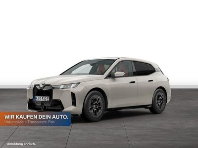 Usata BMW iX Comfort Edition 400 kW (544 CV) 2025 Grigio SUV