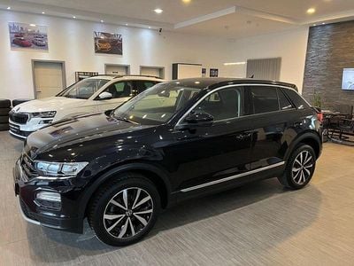 Usado VW T-Roc Sound 116 HP (85 kW) 2021 Preto SUV