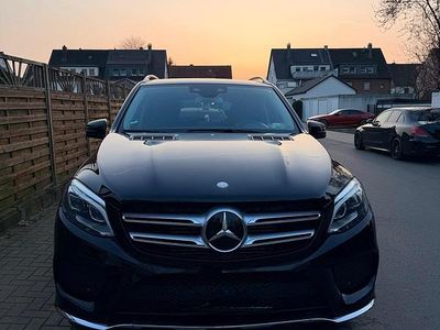 Gebraucht Mercedes GLE350 258 PS (189 kW) 2015 Schwarz SUV
