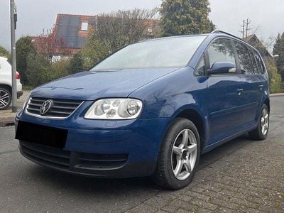 Second-hand VW Touran 140 CP (102 kW) 2006 Albastru Monovolum
