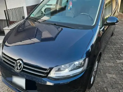 Gebraucht VW Sharan 140 PS (102 kW) 2014 Blau Van / Kleinbus