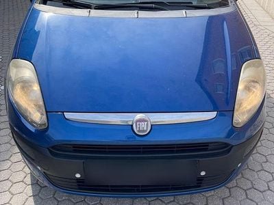 Gebraucht Fiat Punto Pop 69 PS (50 kW) 2011 Blau Kleinwagen