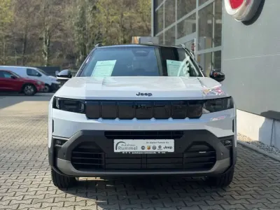 Neu Jeep Compass 145 PS (106 kW) 2026 Antarctica white SUV