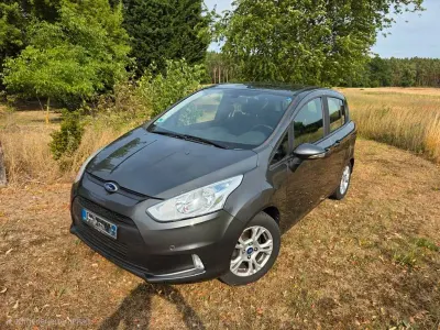 Gebraucht Ford B-MAX SYNC Edition 101 PS (74 kW) 2014 Grau Van / Kleinbus