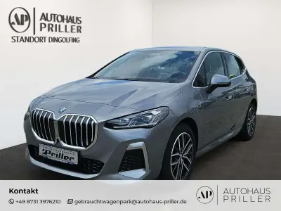 Gebraucht BMW 230e Active Tourer M Sport 326 PS (239 kW) 2022 Grau Van / Kleinbus