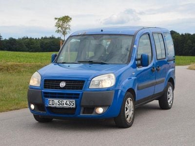 Blau Gebraucht 2008 Fiat Doblò Dynamic Van / Kleinbus | 1.990 € (Fairer Preis)