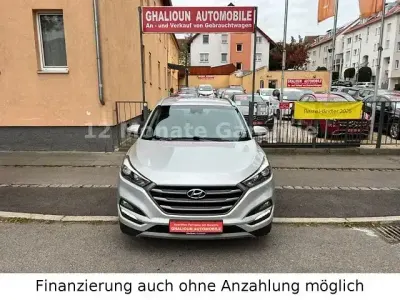 Usata Hyundai Tucson Advantage 177 CV (130 kW) 2016 Argento SUV