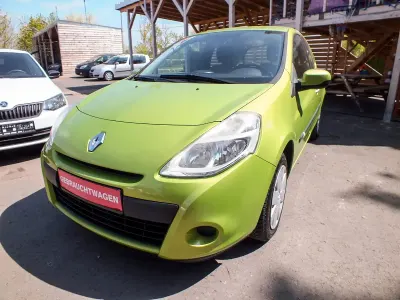 Gebraucht Renault Clio 75 PS (55 kW) 2010 Kleinwagen