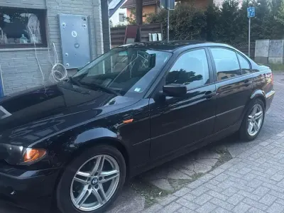 Gebraucht BMW 318 150 PS (110 kW) 2004 Schwarz Limousine