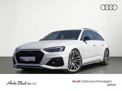 Gebraucht Audi RS4 Design 450 PS (330 kW) 2024 Gletscherweiß metallic Kombi
