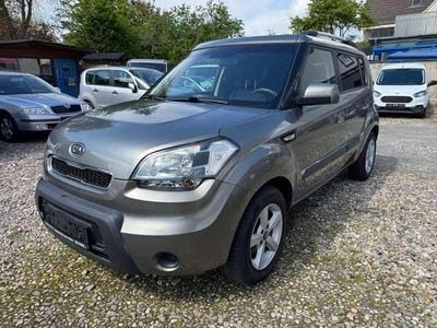 Second-hand Kia Soul Vision 128 CP (94 kW) 2011 Gri SUV
