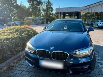 Gebraucht BMW 116 Advantage 109 PS (80 kW) 2017 Blau Kleinwagen
