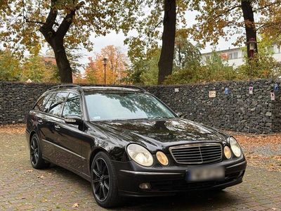 Mercedes E280
