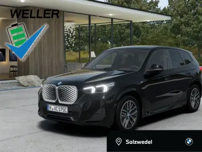 Używany BMW iX1 M Sport 225 kW (306 KM) 2025 Czarny SUV