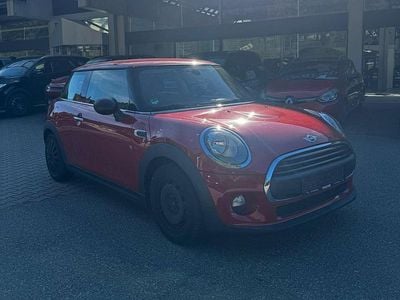 Gebraucht Mini One D 95 PS (69 kW) 2015 Blazing red ii metallic Kleinwagen
