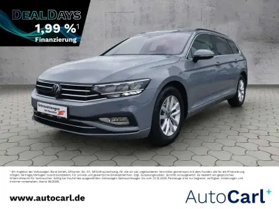 Gebraucht VW Passat Business 122 PS (89 kW) 2023 Mondsteingrau Kombi