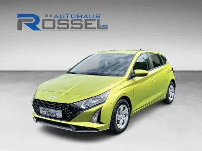 Neu Hyundai i20 Comfort 90 PS (66 kW) 2026 Gelb Kleinwagen