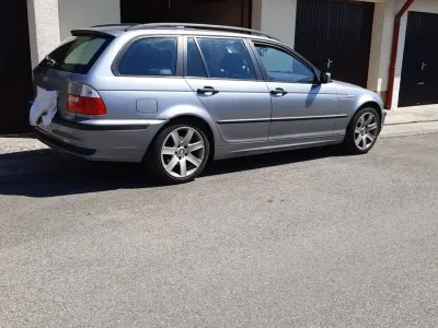 Gebraucht BMW 318 143 PS (105 kW) 2004 Silber Kombi