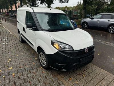 Weiß Gebraucht 2019 Fiat Doblò Van / Kleinbus | 10.800 € (Etwas zu teuer)