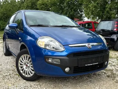 Gebraucht Fiat Punto Evo Dynamic 77 PS (56 kW) 2010 Blu bugatti/temerario/italia Kleinwagen