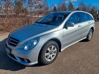 Gebraucht Mercedes R320 224 PS (164 kW) 2009 Silber Van / Kleinbus