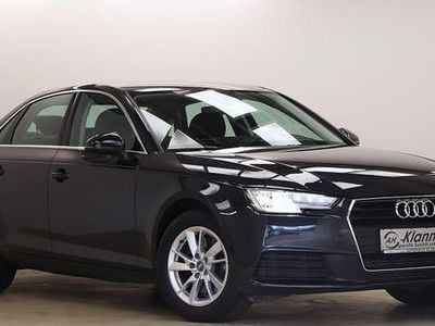 Gebraucht Audi A4 Basis 190 PS (139 kW) 2015 Blau Limousine