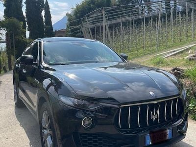 Gebraucht Maserati Levante 349 PS (256 kW) 2018 Schwarz SUV