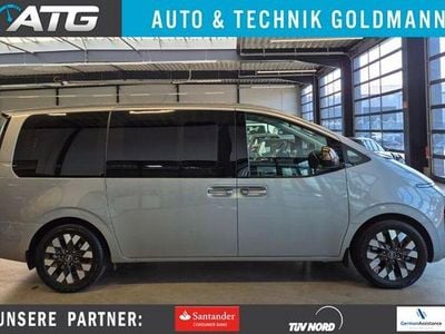 Gebraucht Hyundai Staria Signature 177 PS (130 kW) 2022 Silber Van / Kleinbus