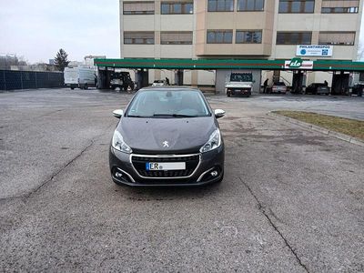 Gebraucht Peugeot 208 Allure 83 PS (61 kW) 2019 Silber Kleinwagen